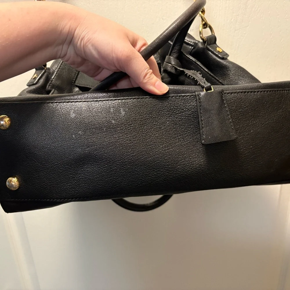 Michael Kors Black Leather Tote with Gold Chain Detail - Picture 6 of 7